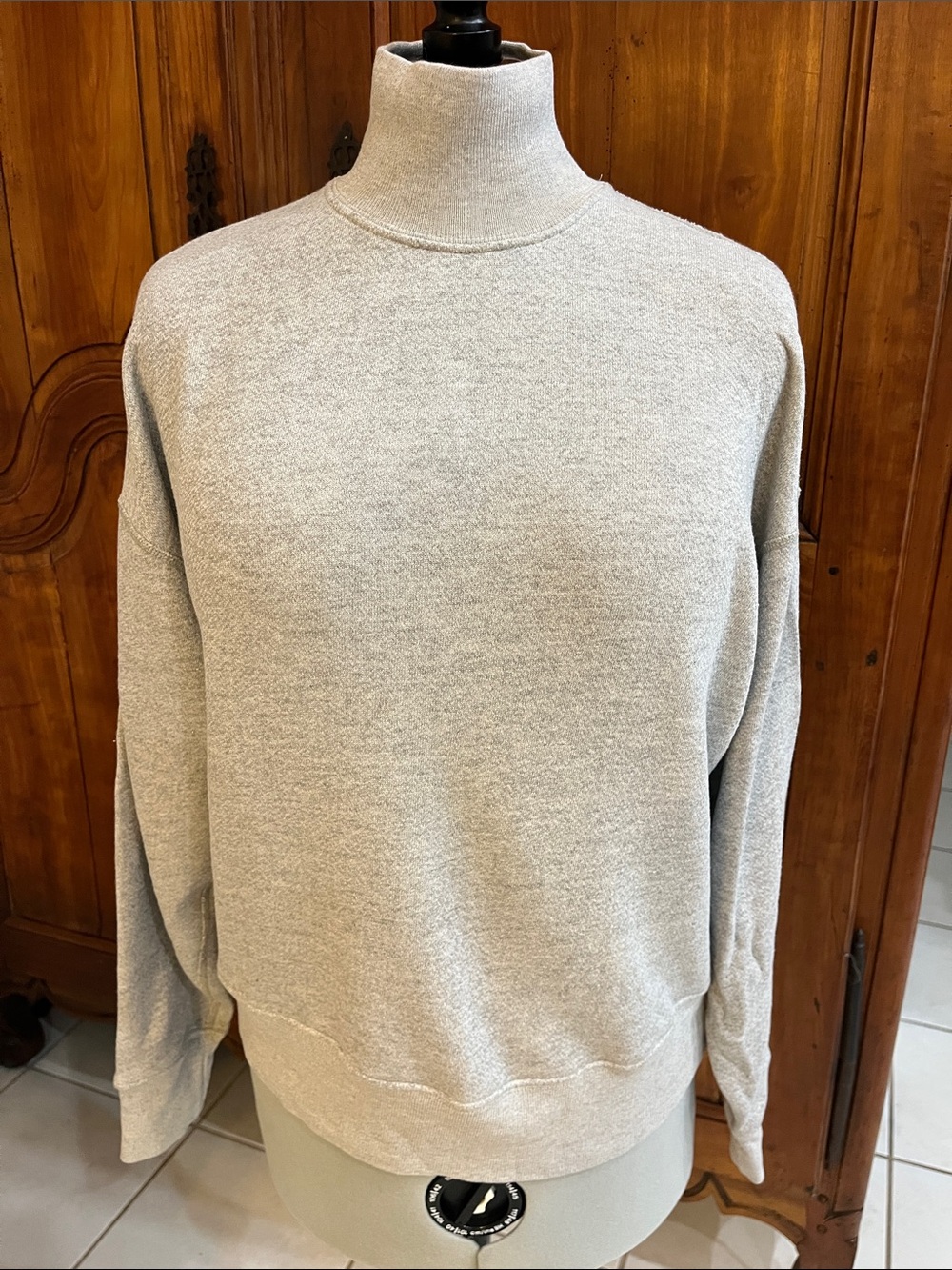 Re/Done Women's High Neck Sweatshirt in Light Heather